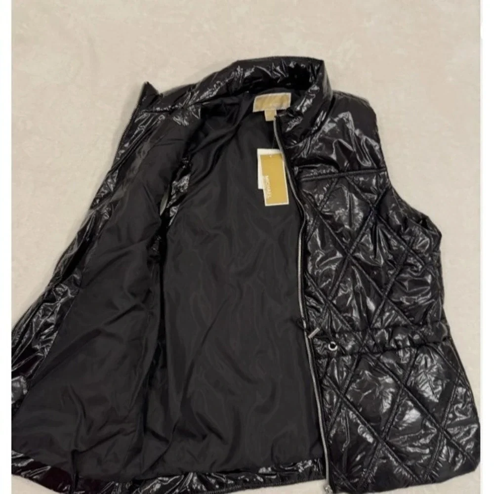 Michael Kors Women's Cire` Quilted Black Vest Full Zip Drawstring Waist Size L - Picture 5 of 7